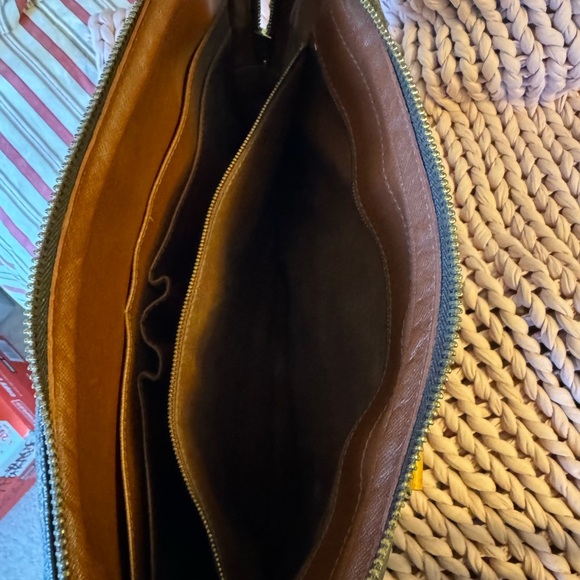 Louis Vuitton briefcase - Picture 9 of 16